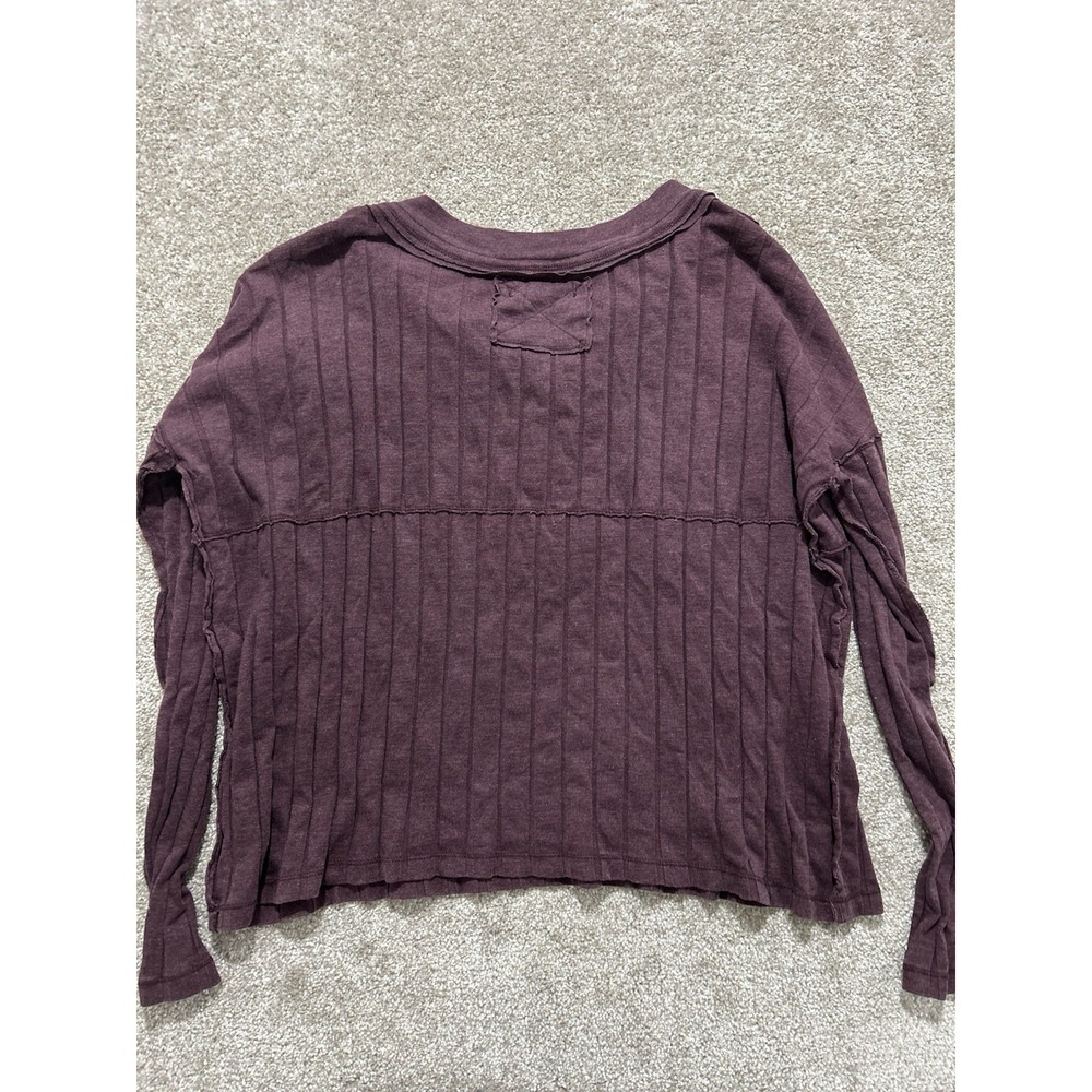 Free People We The Free In The Mix Henley Top Size S Color Magic Berry - Picture 8 of 9